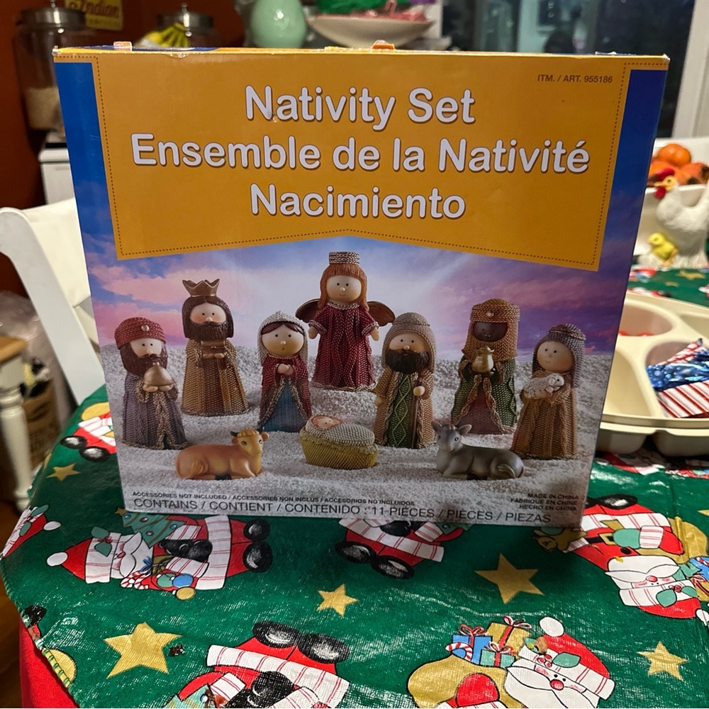 Nativity Set - Multicolor